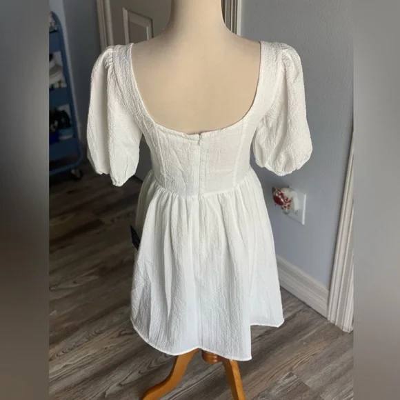 Lulu's Little Bit In Love White Surplice Puff Sleeve Mini Dress - Picture 4 of 4